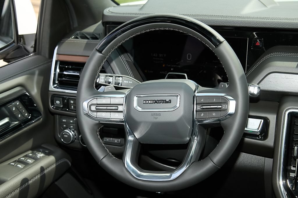2026 GMC Yukon XL Denali - Photo 44