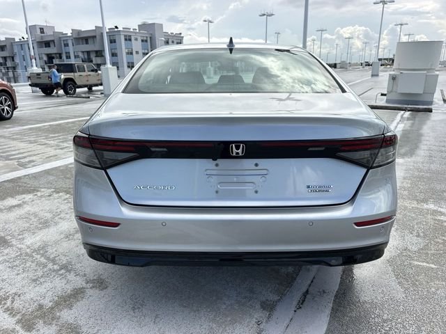 Used 2025 Silver Honda Touring image 24