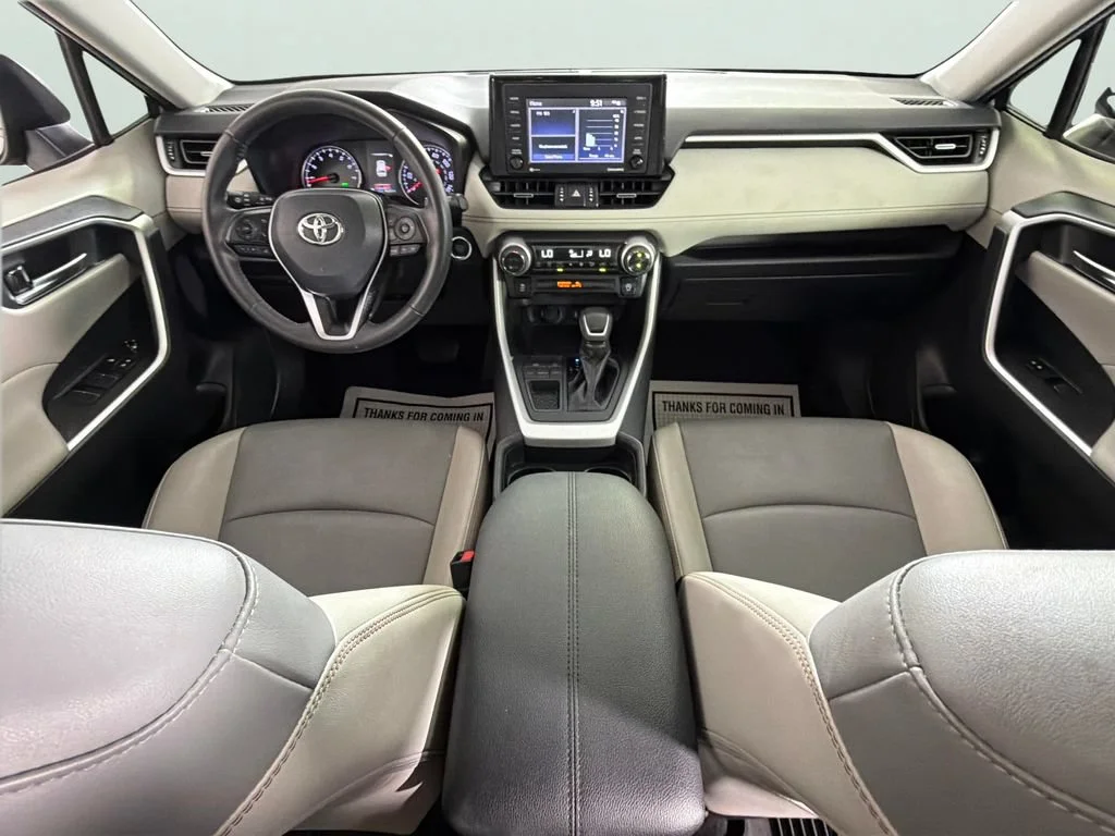 2020 Toyota RAV4 XLE Premium - Photo 32