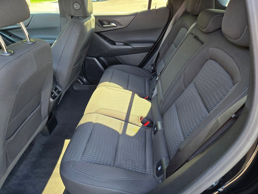 2025 Chevrolet Equinox LT - Photo 16