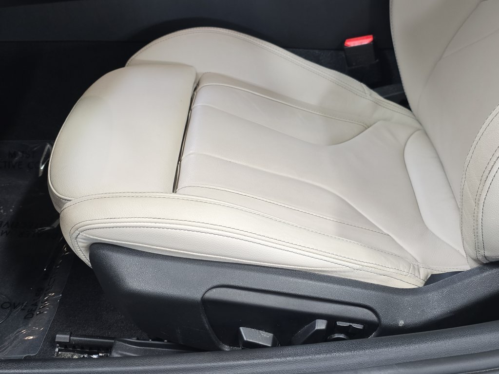 Certified Used 2025 Skyscraper Grey Metallic BMW sDrive M40i image 28