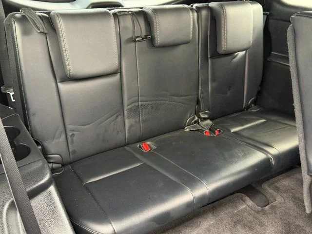 Used 2015 Black Toyota XLE V6 image 39