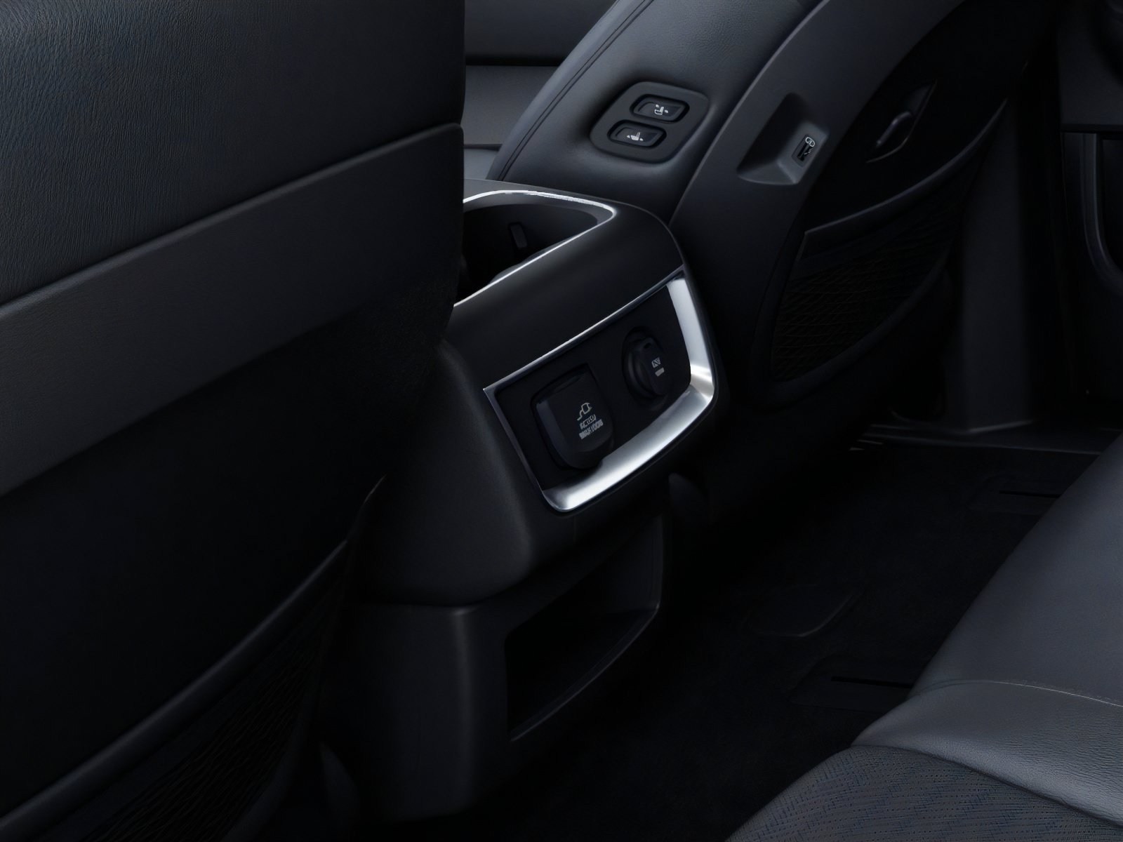 New 2027 Ivory Silver Kia SX Prestige image 26