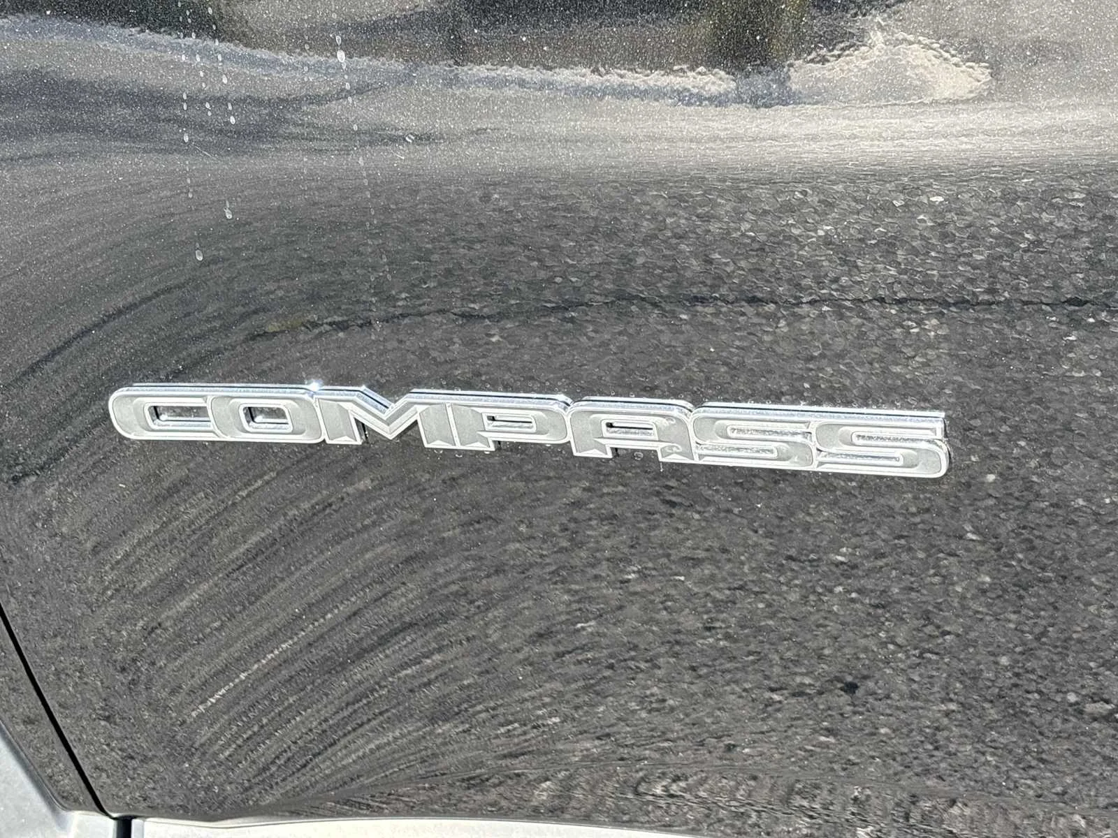 Used 2025 Diamond Black Crystal Pearlcoat Jeep Sport image 11