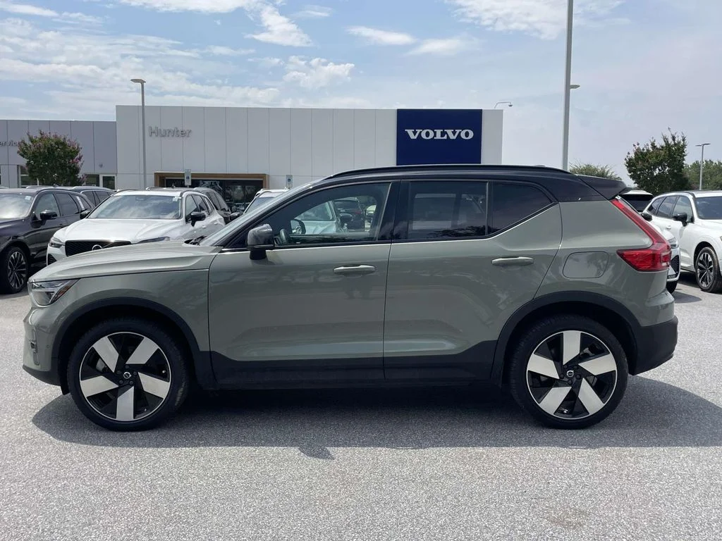 Used 2023 Sage Green Metallic Volvo Ultimate image 26