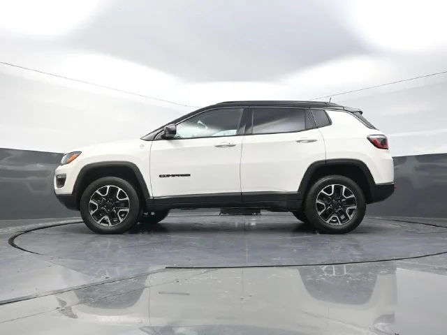 Used 2020 White Jeep Trailhawk image 34