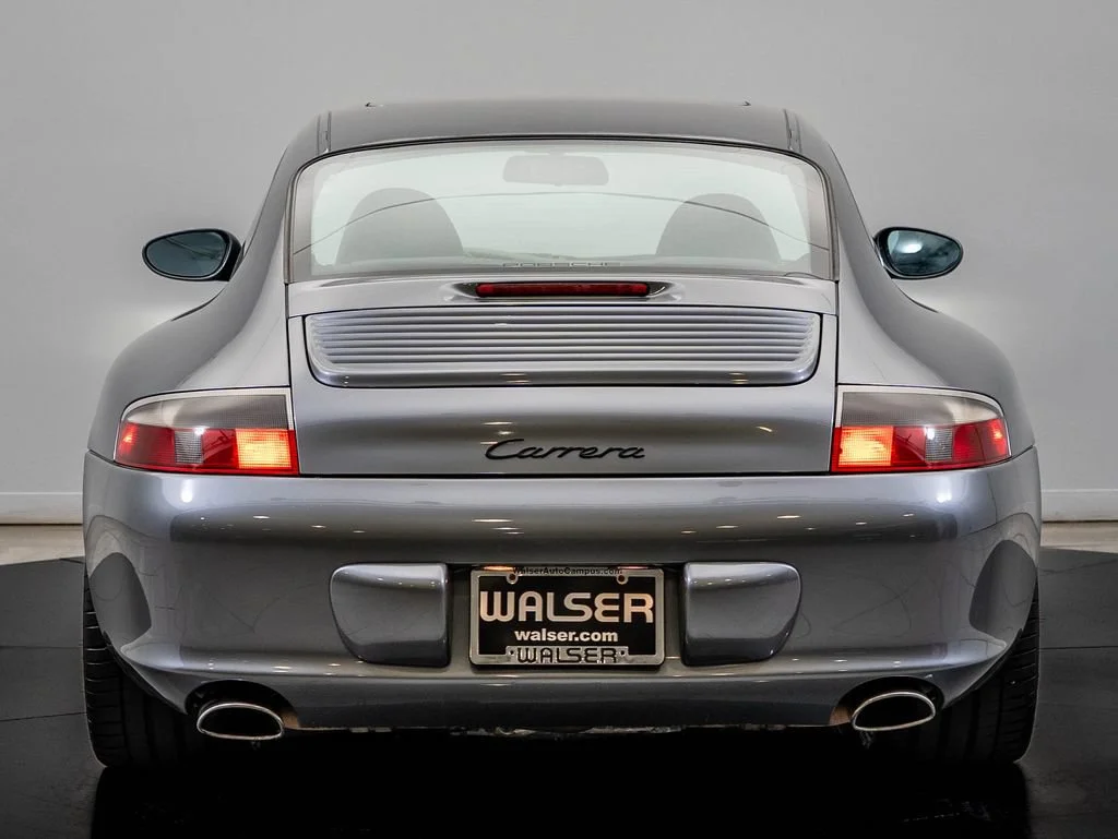 Used 2002 Seal Grey Metallic Porsche Carrera image 7