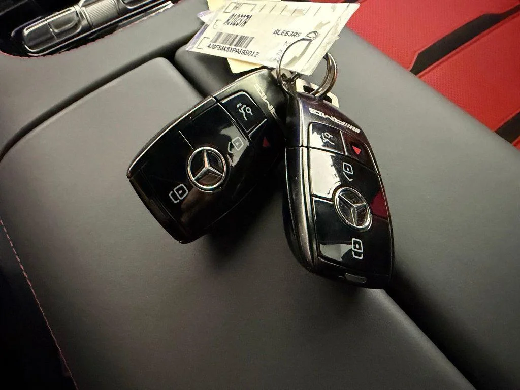 Used 2023 Obsidian Black Metallic Mercedes-Benz S 4MATIC® image 14