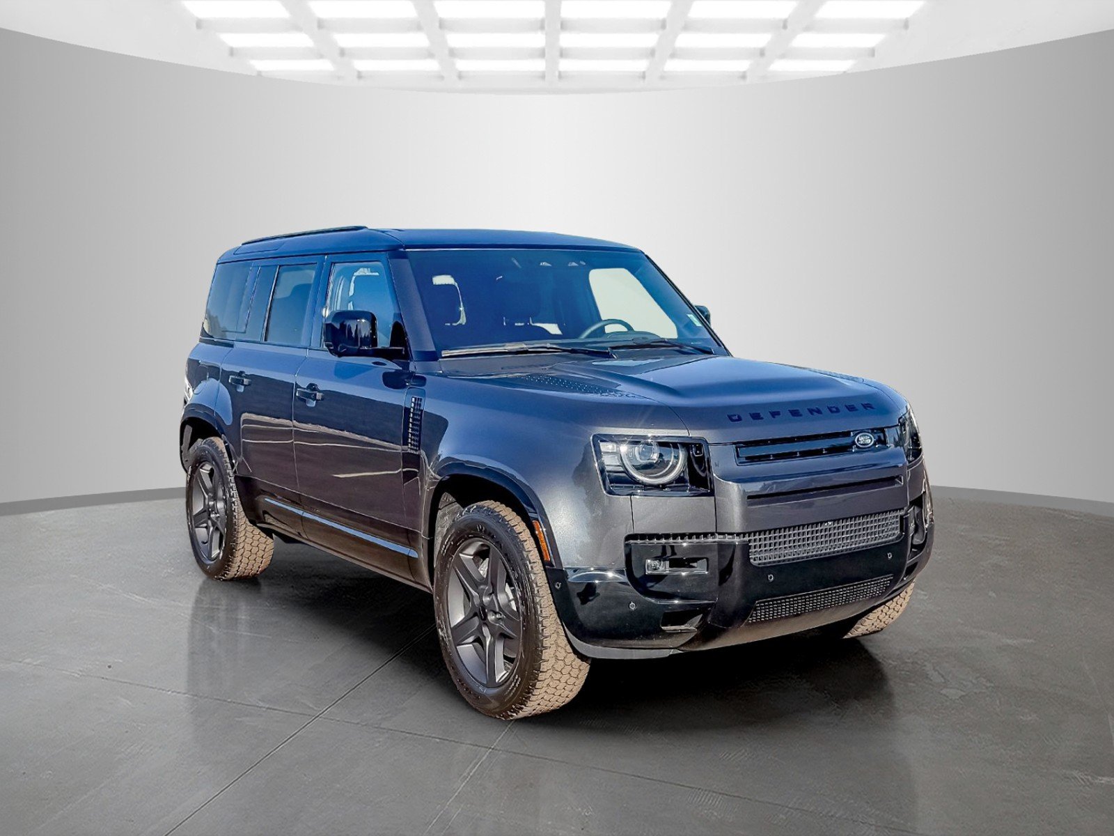 New 2026 Carpathian Grey Land Rover X-Dynamic SE image 7