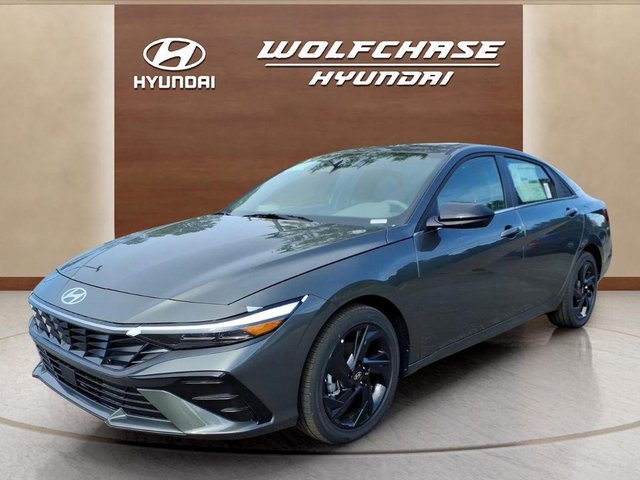 New 2026 Hyundai ELANTRA SEL Sport FWD 4D Sedan