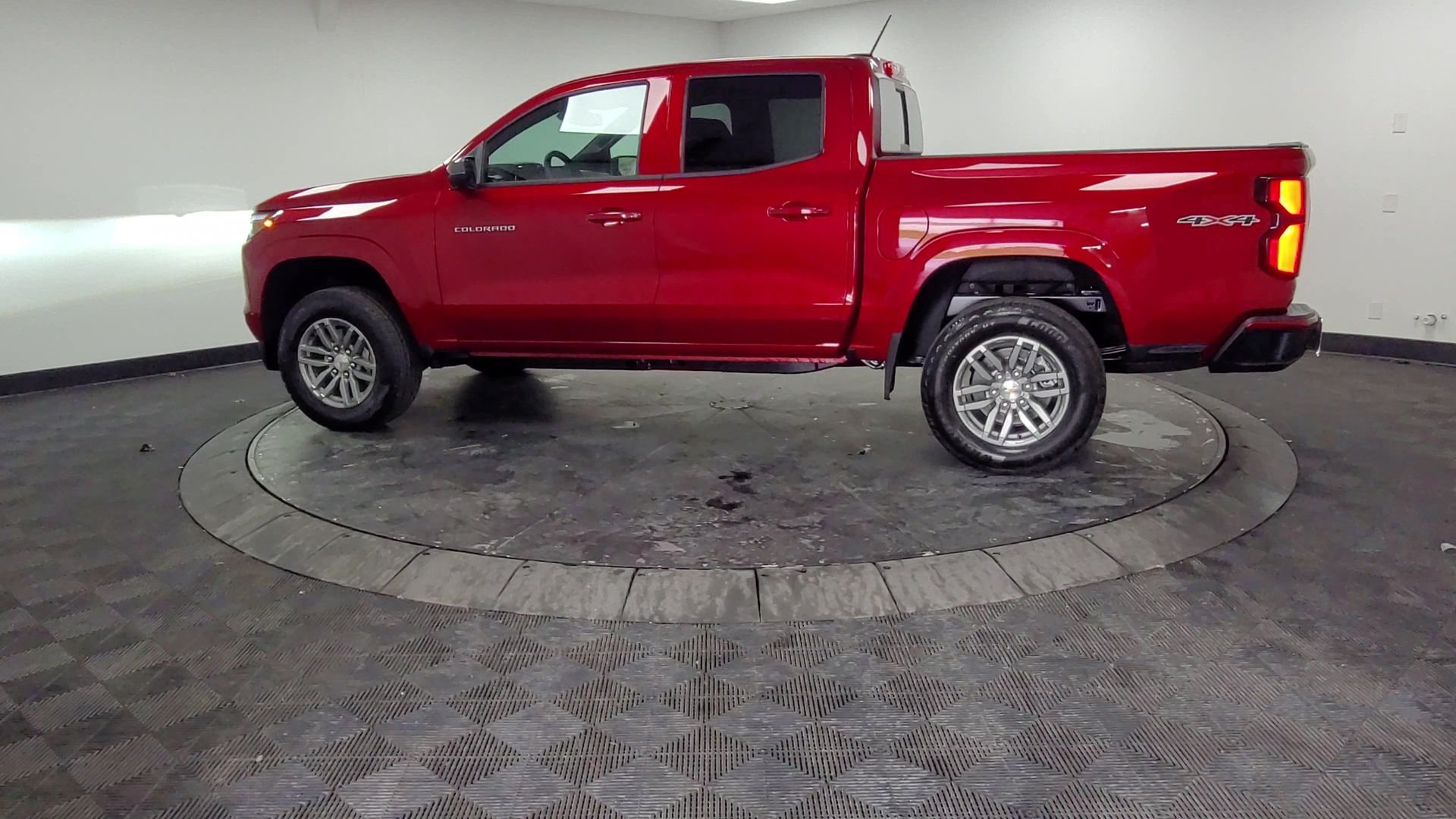 2026 Chevrolet Colorado LT - Photo 7