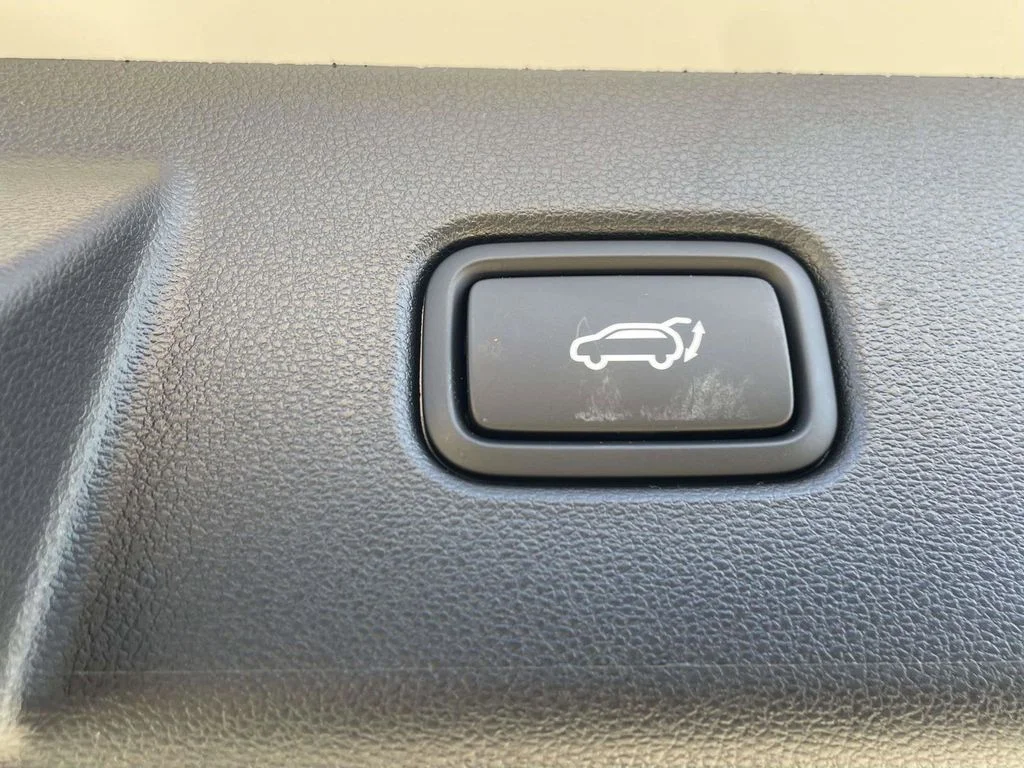 New 2026 White Hyundai SEL image 25