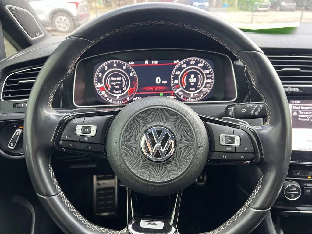 Used 2019 White Volkswagen 2.0T w/DCC & Navigation image 15