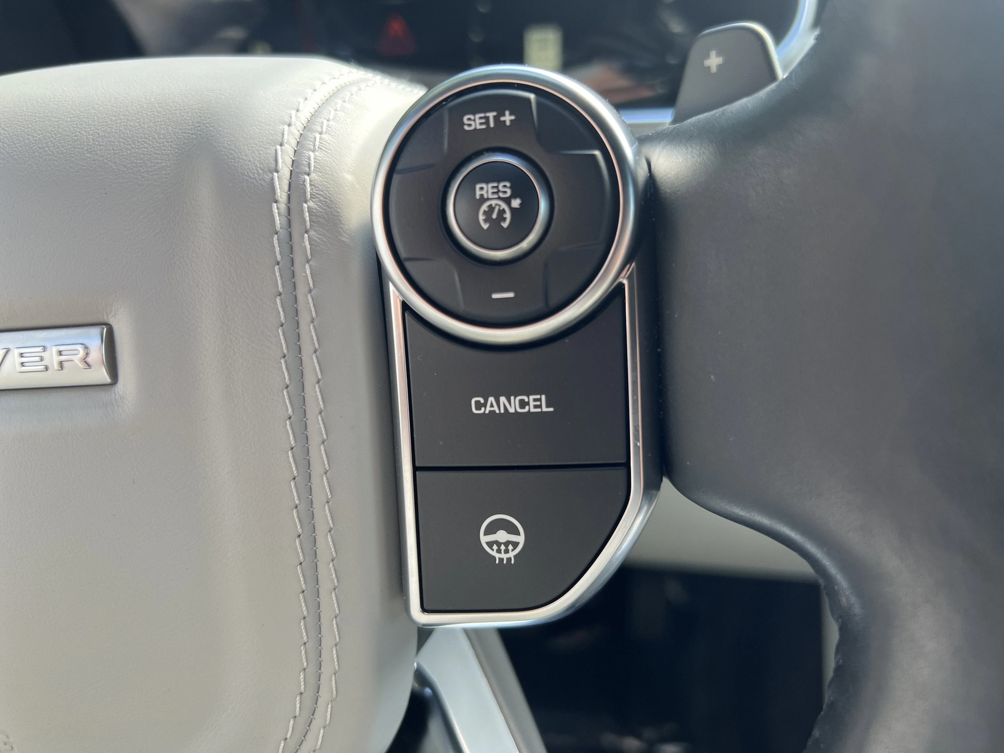 2016 Land Rover Range Rover HSE - Photo 13