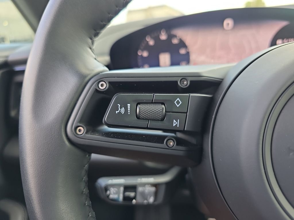 Used 2025 Green Porsche Turbo image 19