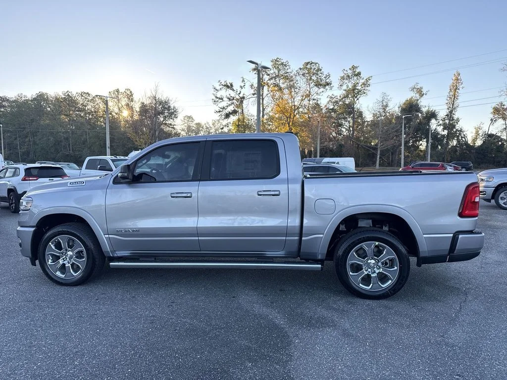 New 2026 Billet Silver Metallic Clear-Coat Exterior Paint RAM Big Horn/Lone Star image 6