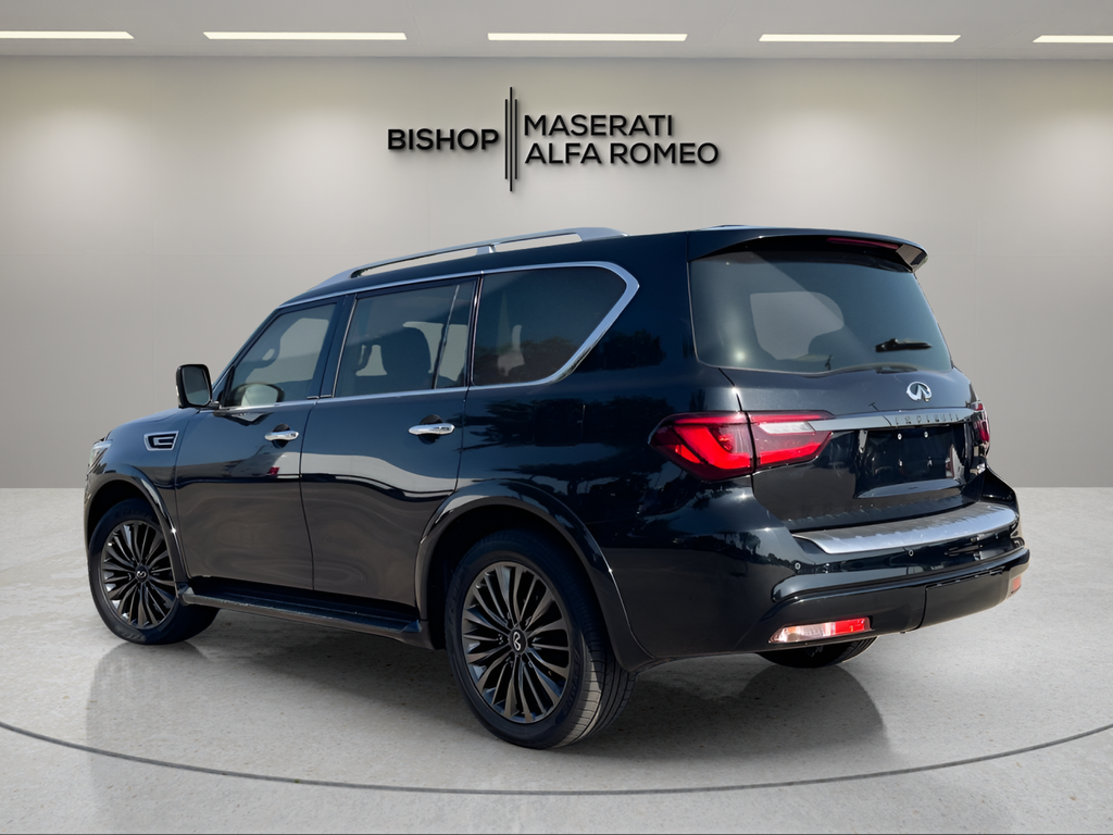 Used 2023 Black INFINITI Premium Select image 4