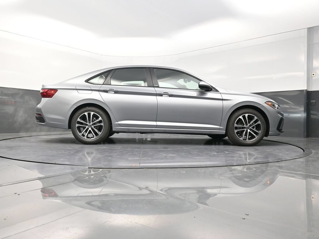 Used 2026  Volkswagen 1.5T Sport image 30