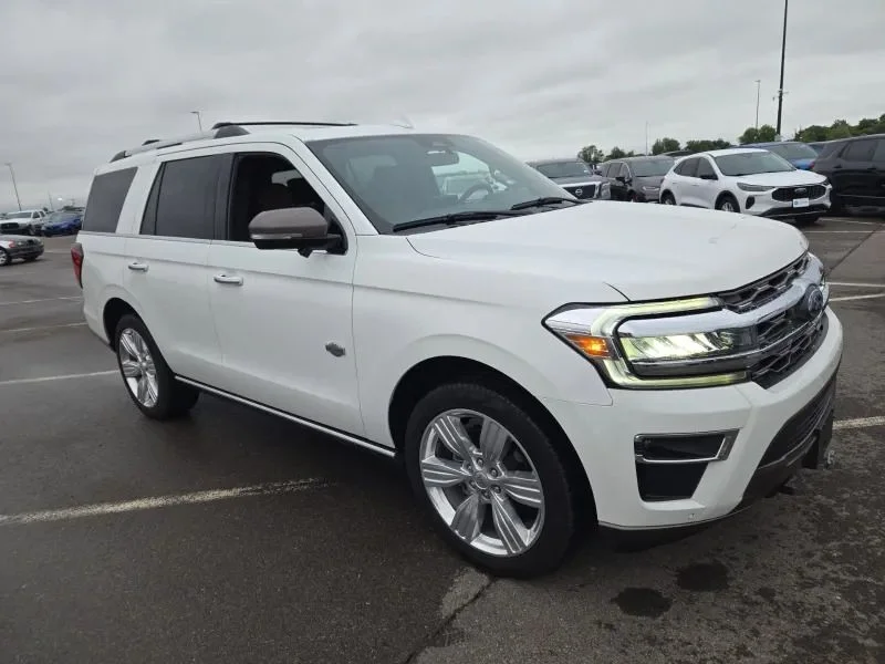 Used 2024 White Ford King Ranch image 1