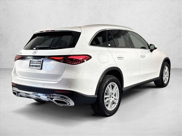 New 2026 Polar White Mercedes-Benz GLC 300 image 35