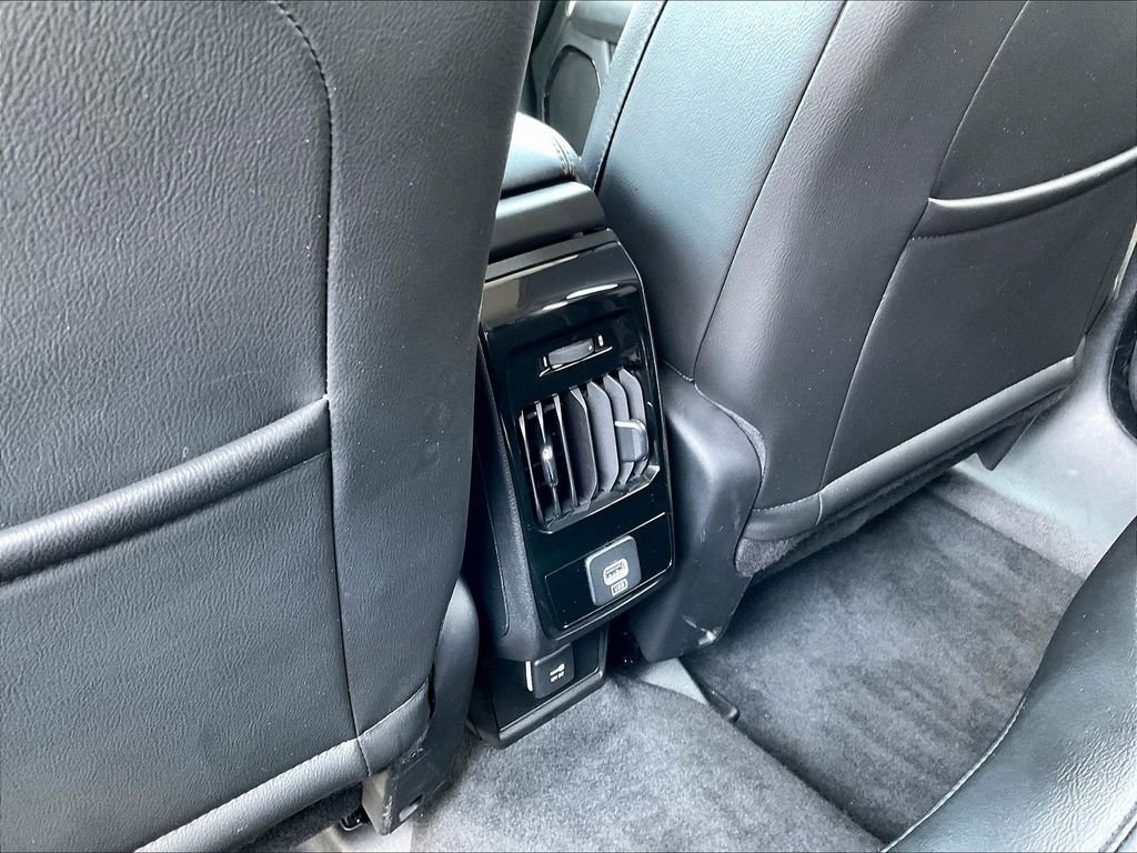 Used 2022 Gray Jeep Limited image 10