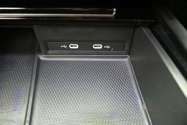 Used 2024 Red Volkswagen 2.0T SE w/Technology image 9