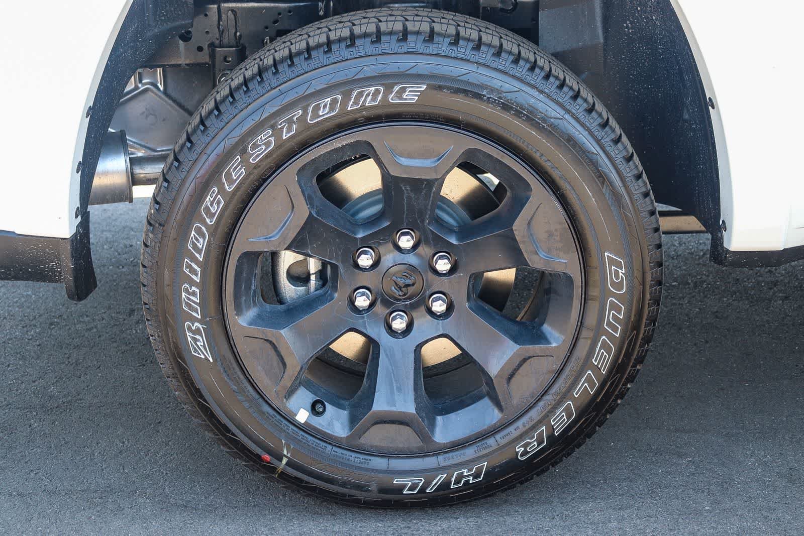 New 2026 Bright White Clear-Coat Exterior Paint RAM Big Horn image 12