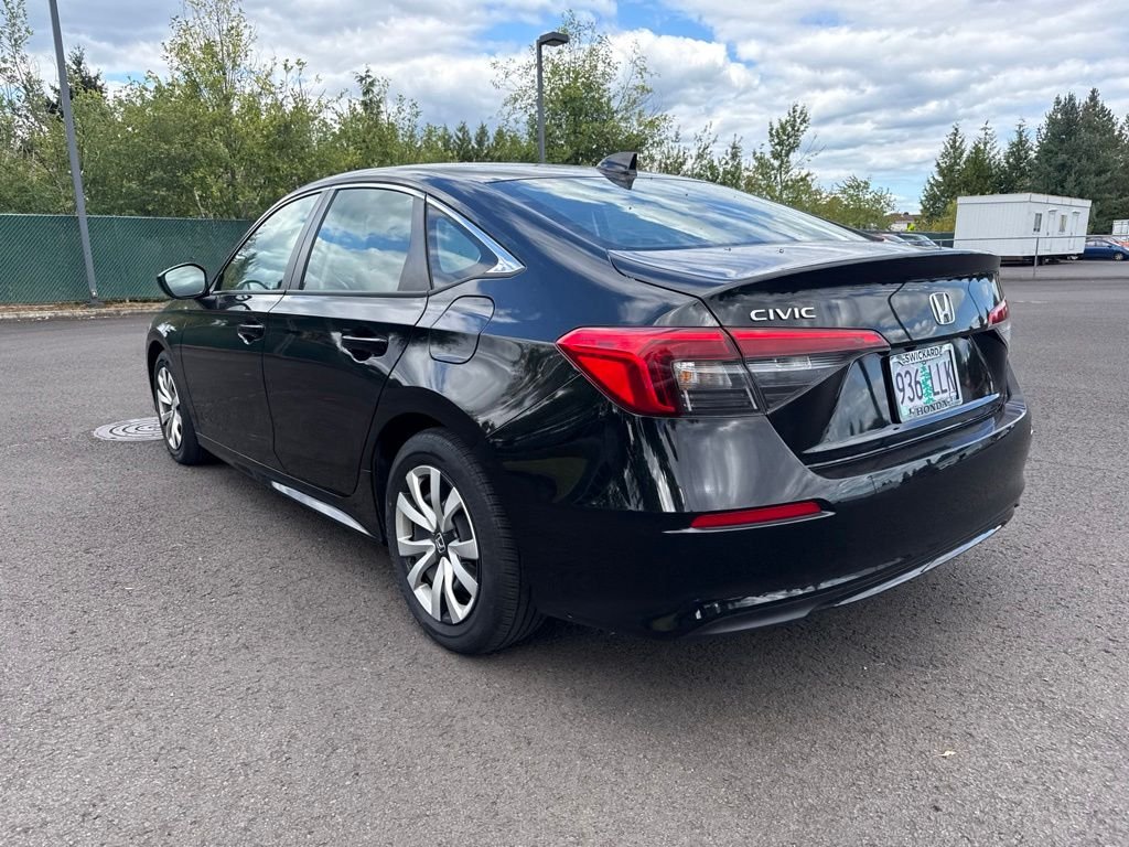Used 2023 Crystal Black Pearl Honda LX image 5