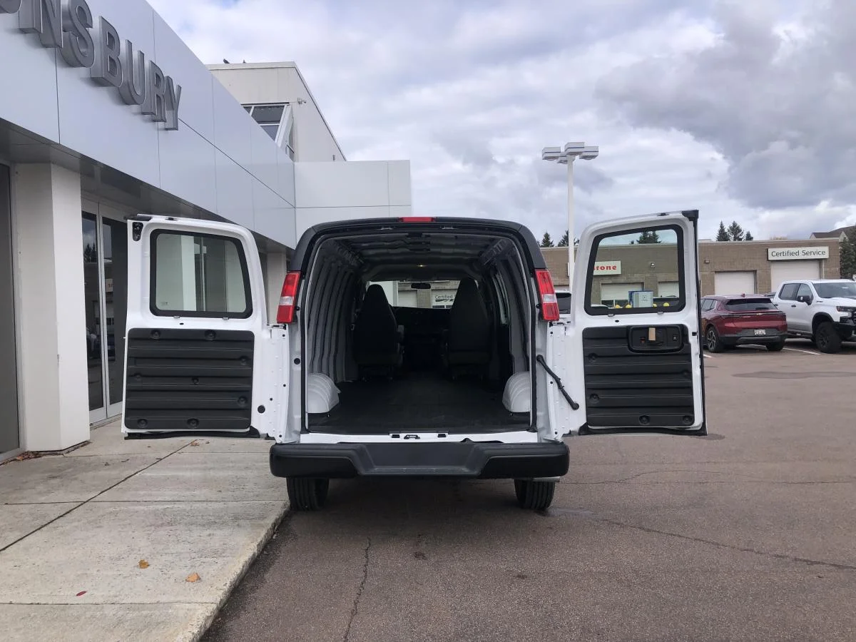 New 2025 White Chevrolet Rwd 2500 155 image 7