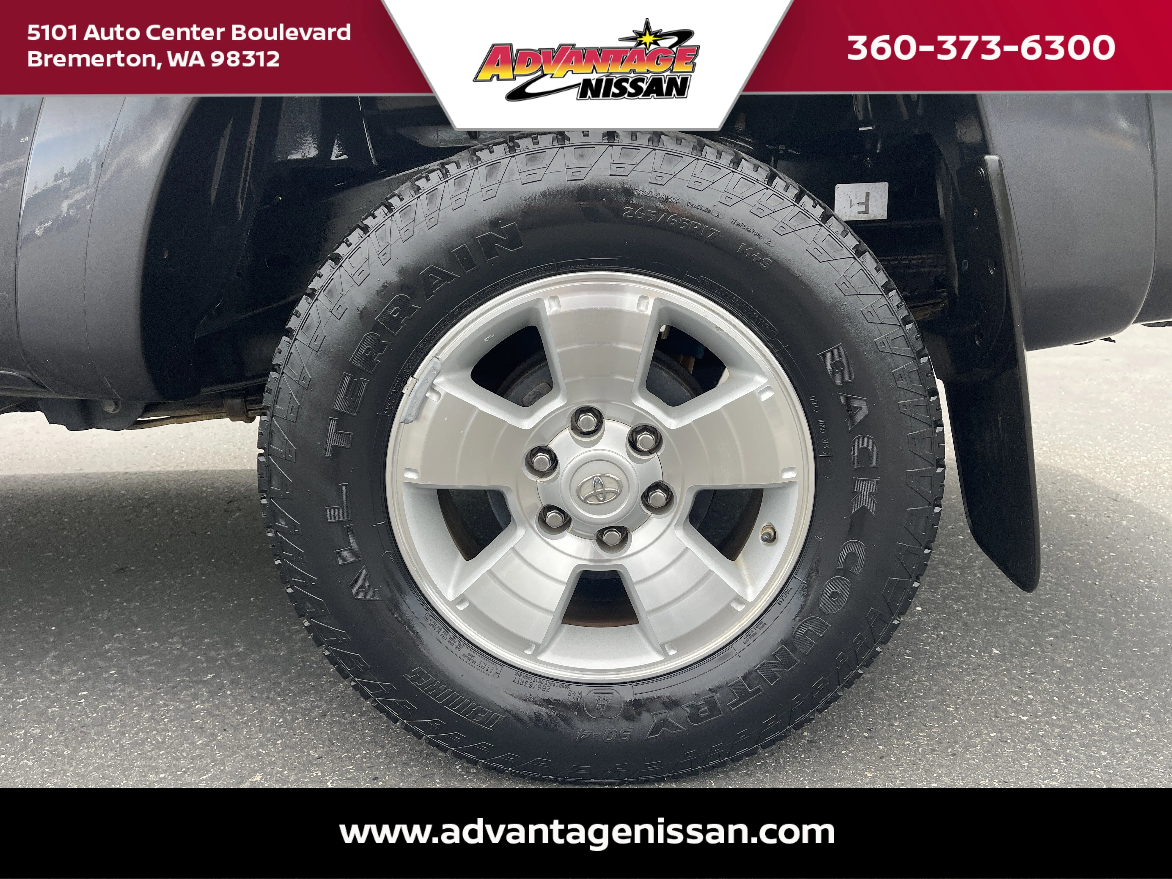 Used 2013 Magnetic Gray Metallic Toyota Base image 12