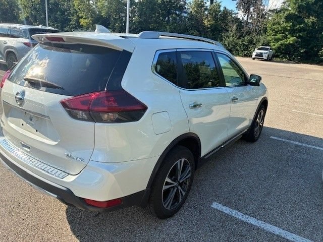 Used 2018 Pearl White Nissan SL image 2