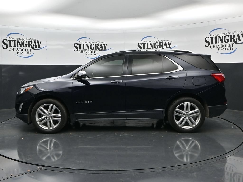 Used 2021 MIDNIGHT BLUE METALLIC Chevrolet Premier image 4