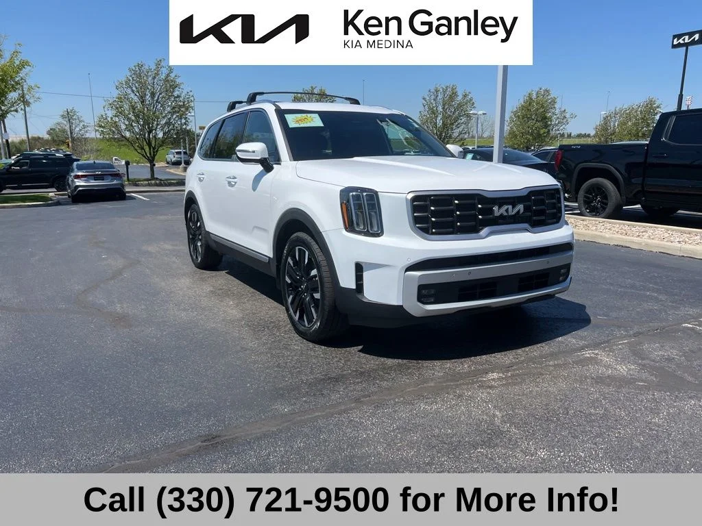 Certified Used 2024 White Kia SX image 6