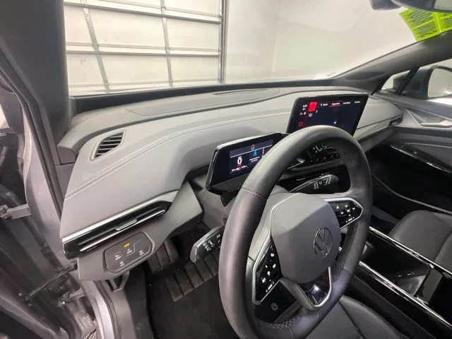 Used 2023 Gray Volkswagen  image 17