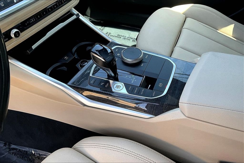 Used 2021 Blue BMW 330i image 19