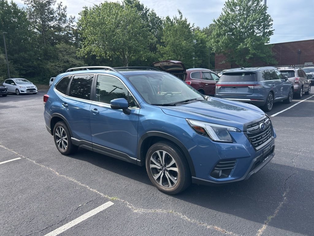 2022 Subaru Forester Limited's photo