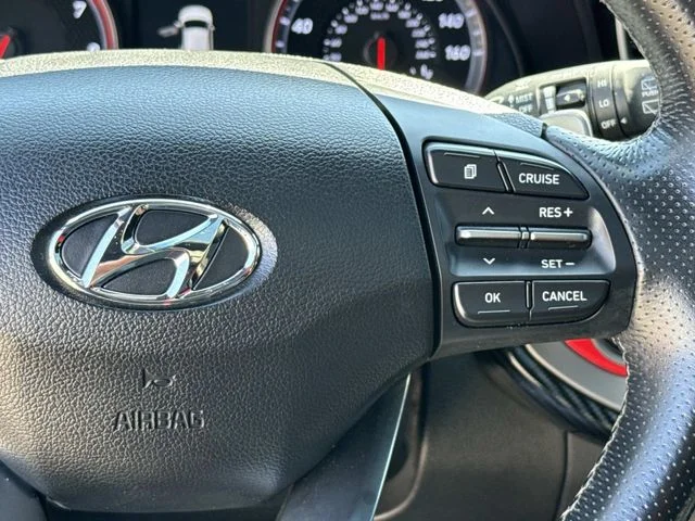 Used 2020 Black Hyundai Turbo image 23