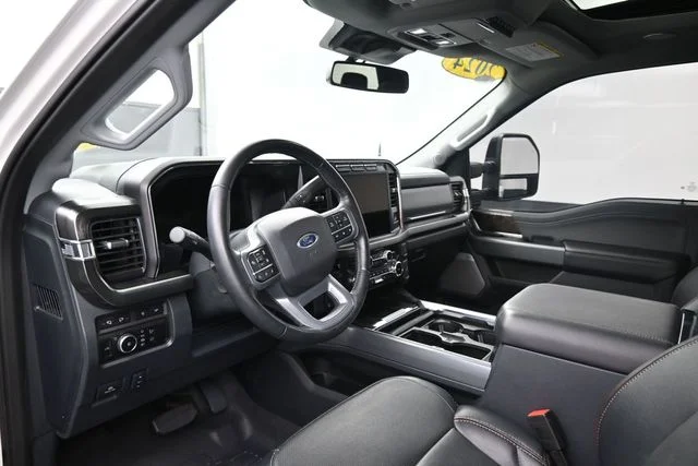 Used 2024 White Ford Lariat image 27