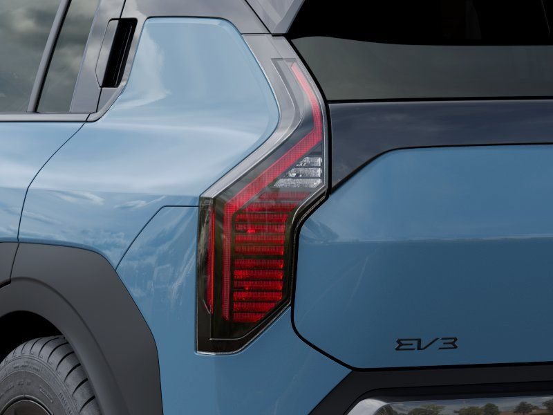 New 2027 Frost Blue Kia Wind image 11