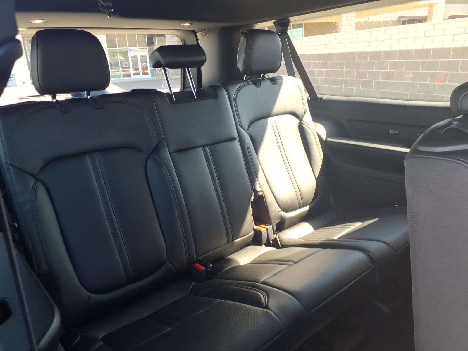 New 2026 Baltic Gray Metallic Clearcoat Jeep  image 9