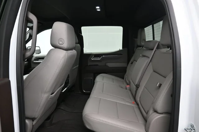 Used 2023 SUMMIT WHITE GMC SLT image 21
