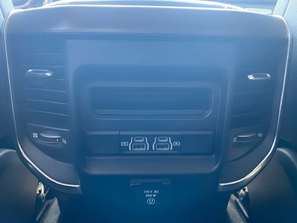 Used 2022  Ram Laramie image 12