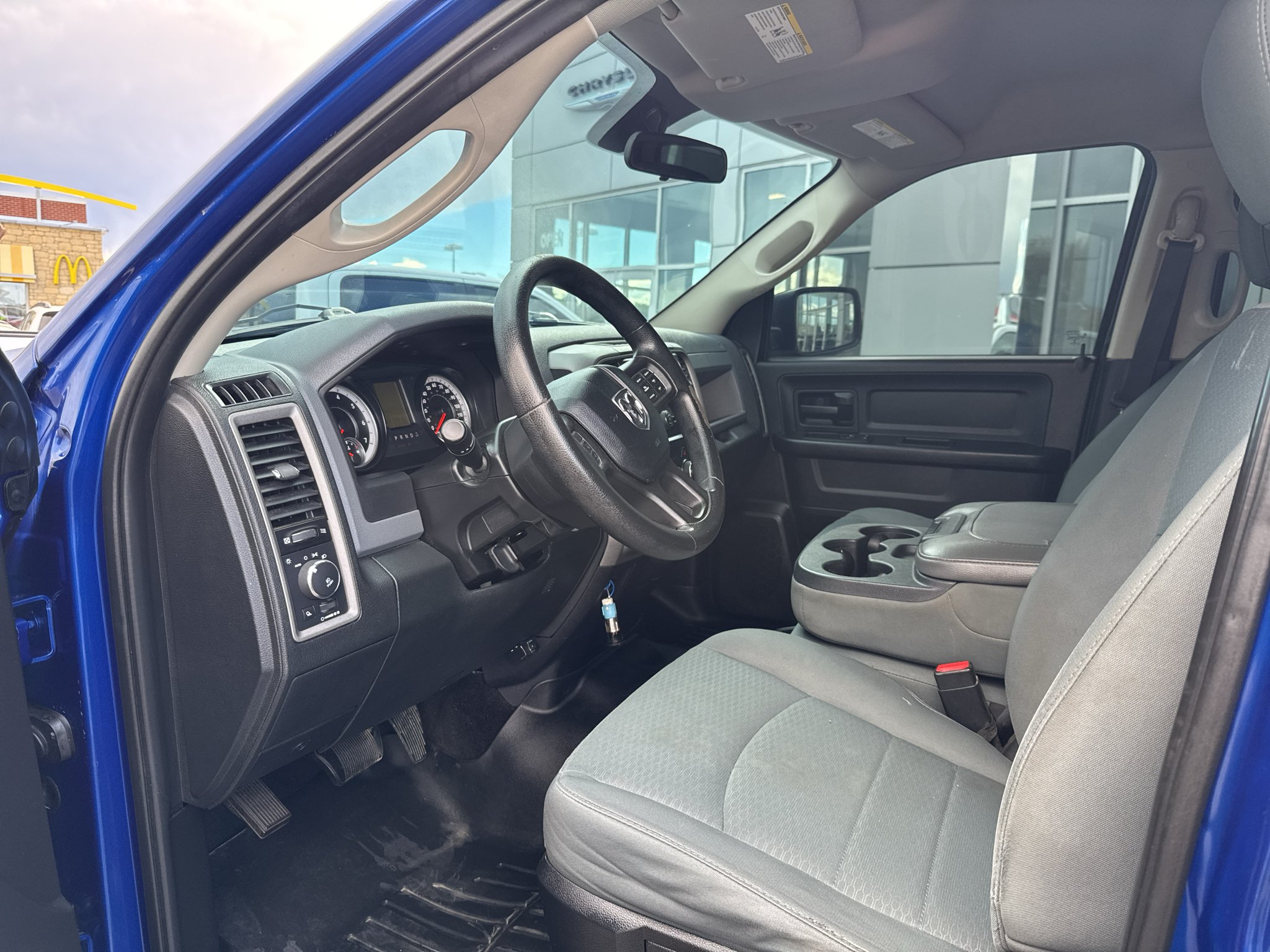 Used 2015 Blue Ram Express image 10