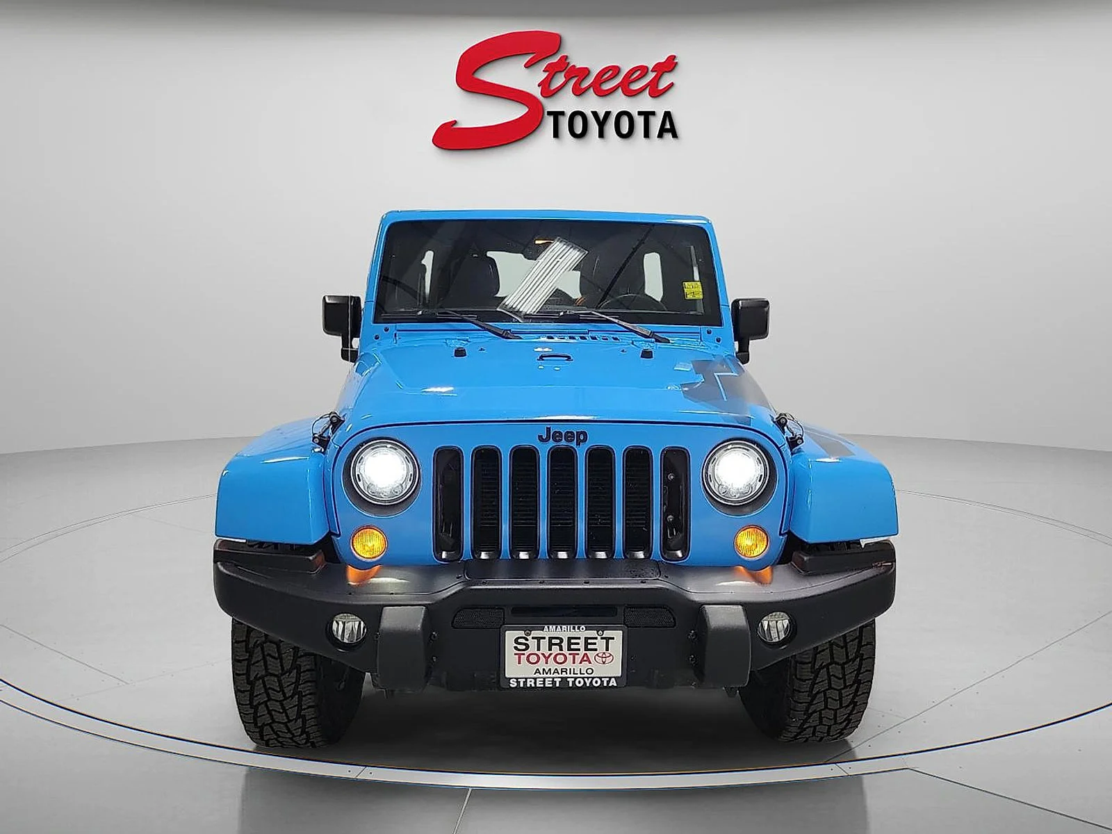 Used 2017 Chief Clearcoat Jeep Winter image 6