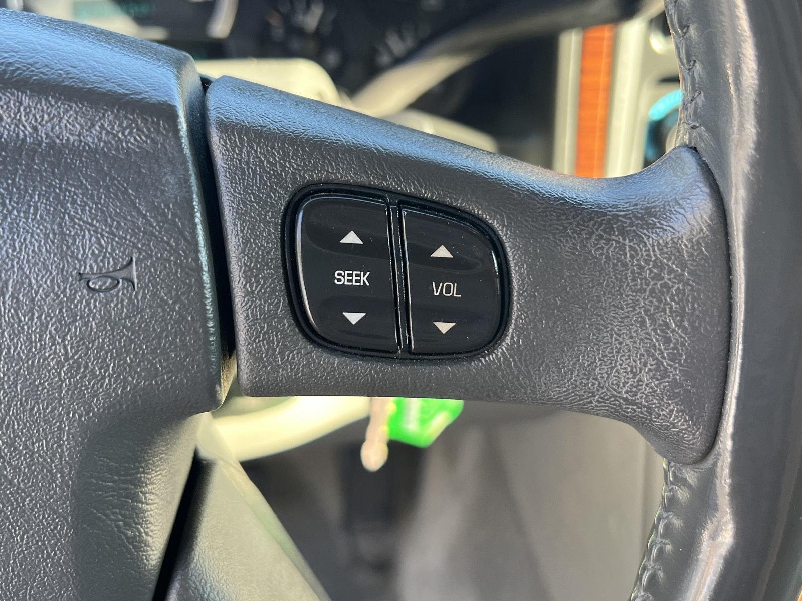 2004 Cadillac Escalade Base - Photo 31
