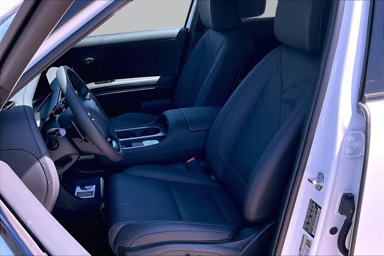 New 2027 Creamy White Pearl Hyundai XRT Pro image 9