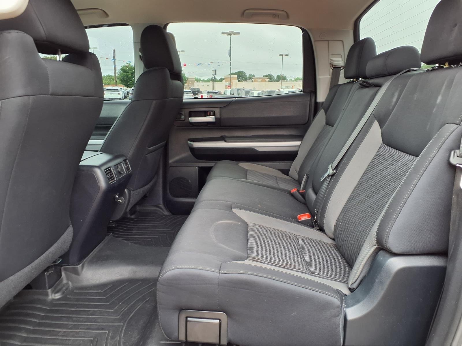 Used 2017 Magnetic Gray Metallic Toyota SR5 image 22