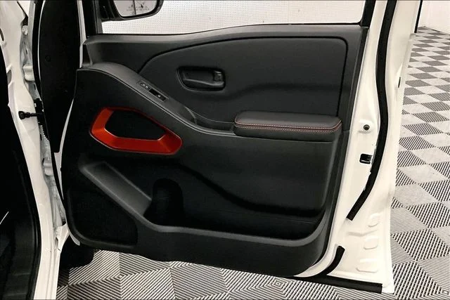 New 2026 Glacier White Nissan PRO-X image 40
