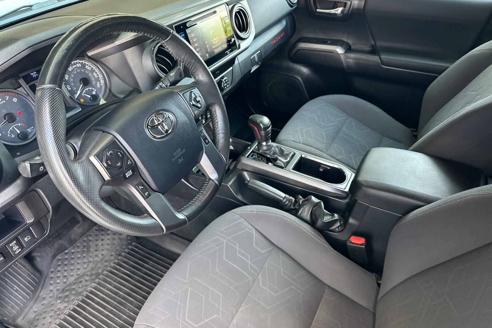 Certified Used 2019 Super White Toyota SR5 image 9