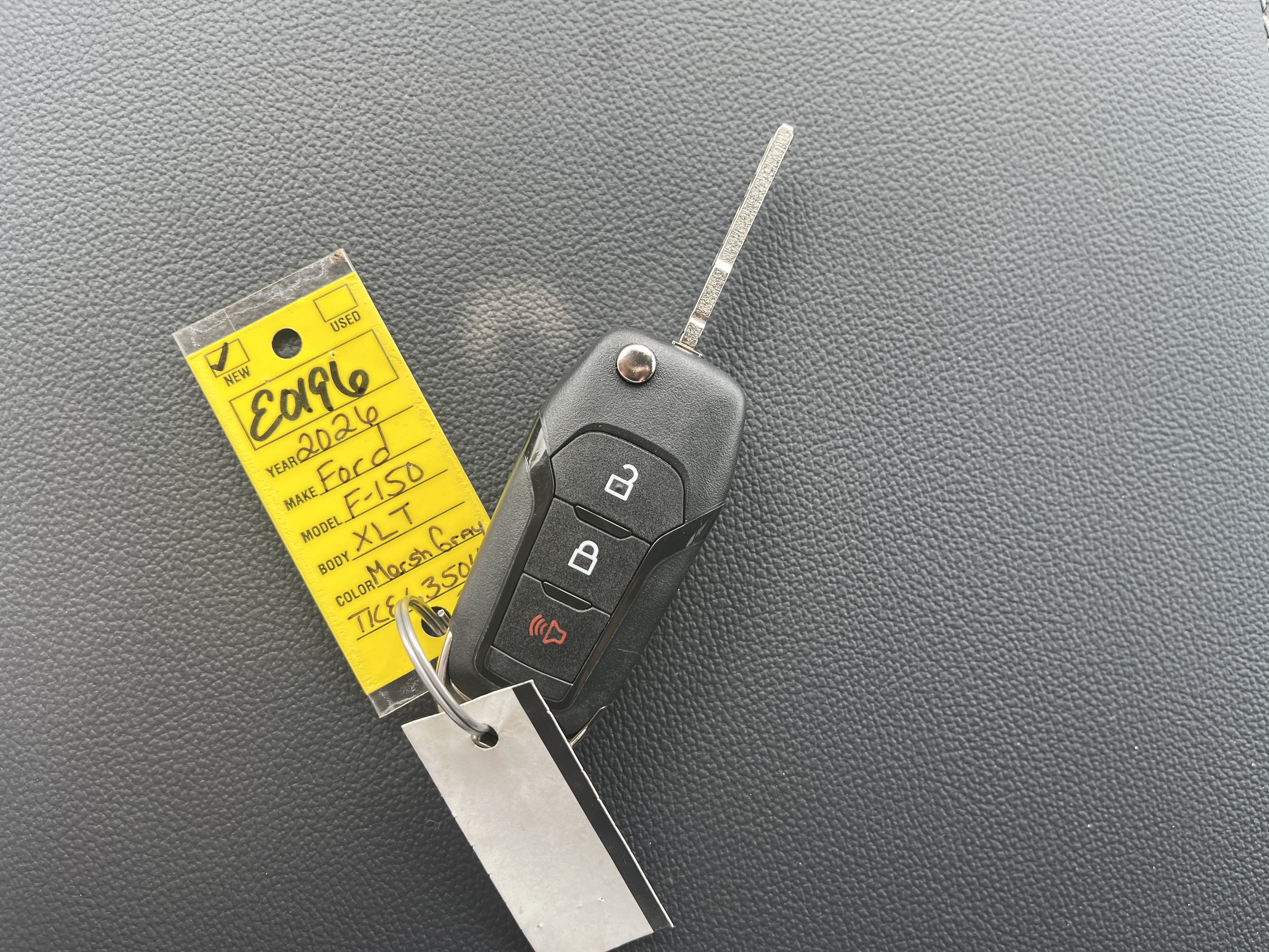 New 2026 Marsh Gray Ford XLT image 28